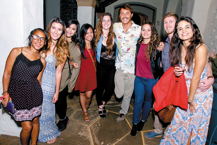 Honolulu Street Pulse » PICS Art After Dark